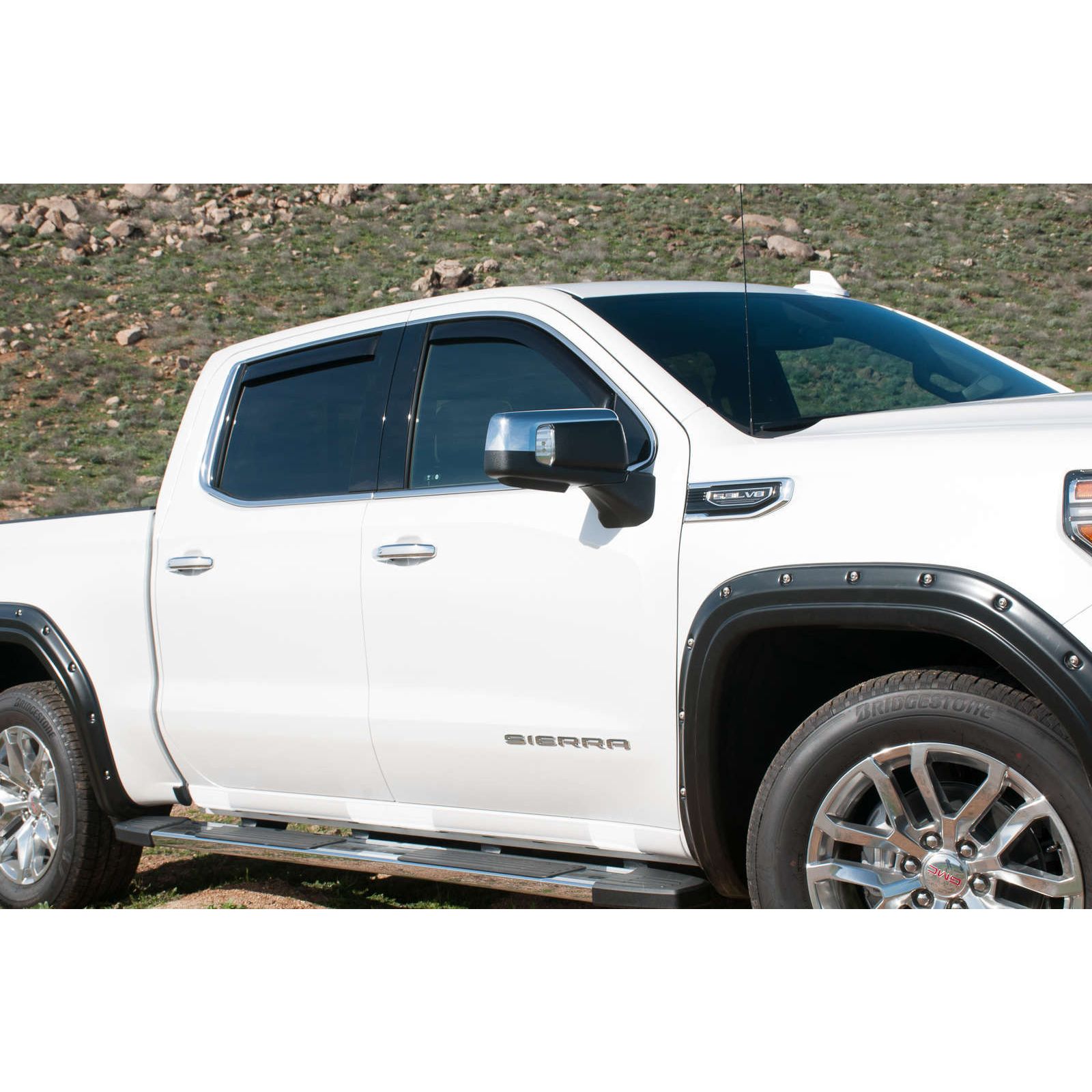 EGR - 791794 - USA Black Bolt-On Style Fender Flares
